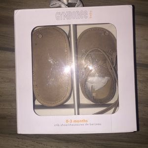 GYMBOREE CRIB SHOE O-3 months